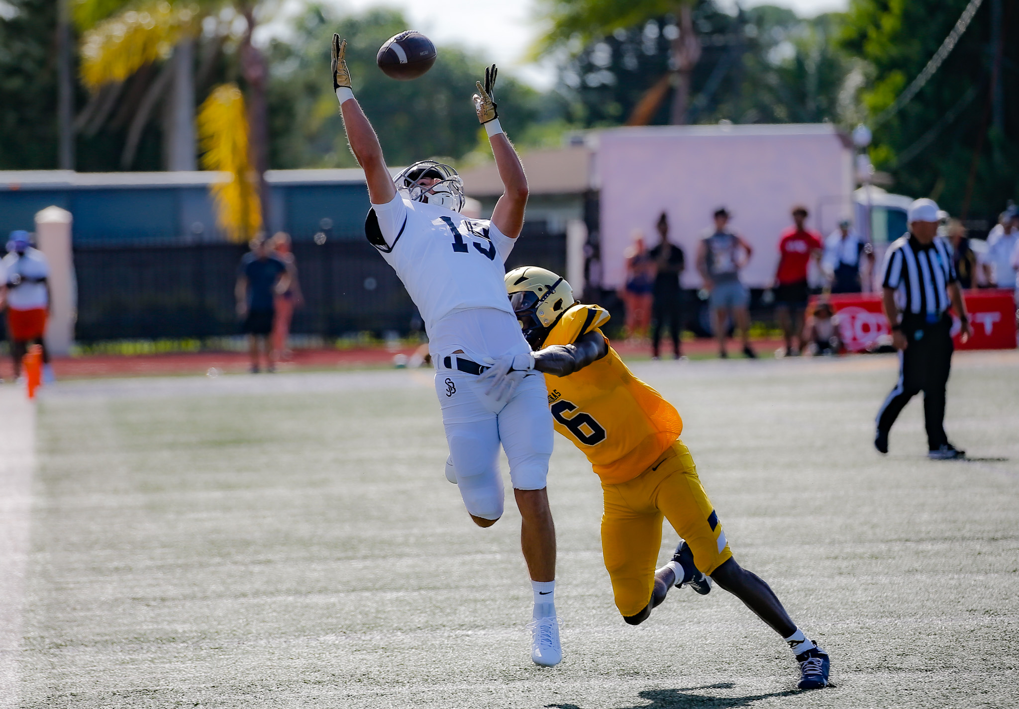 St John Bosco vs St Thomas Aquinas Football - by Matt Christopher 08-26-20231095